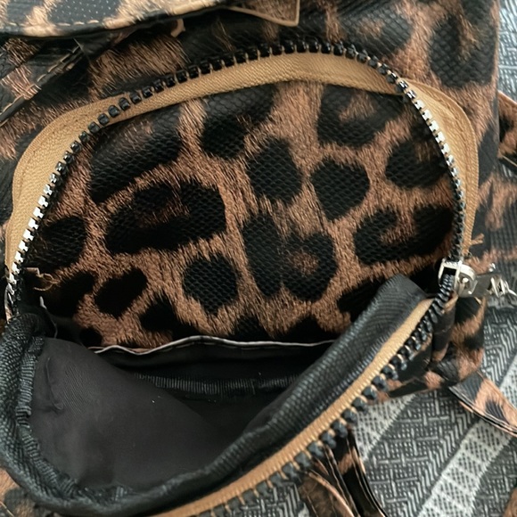 Kids backpack - Picture 3 of 7